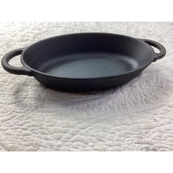 Pioneer Woman Cast Iron Oval Casserole Baking Dish With Handles *Black*6”x4”*NEW - Picture 1 of 6